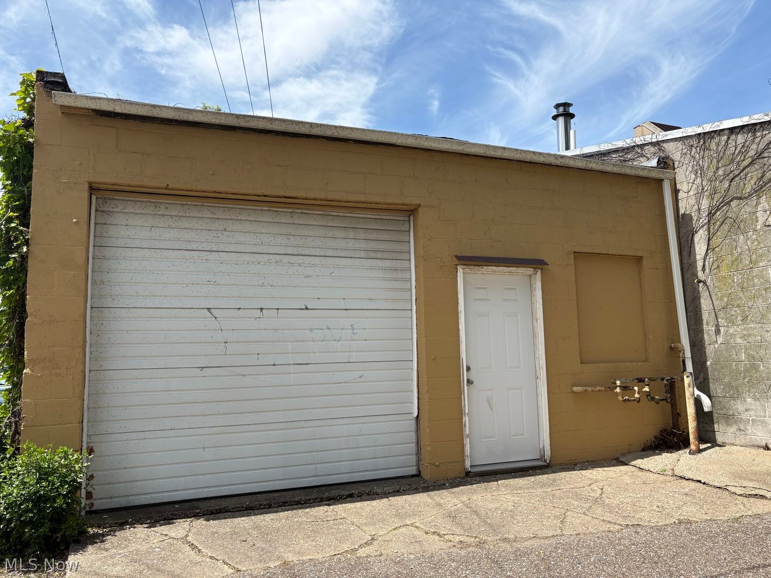 141 2nd Street NW Barberton OH 44203