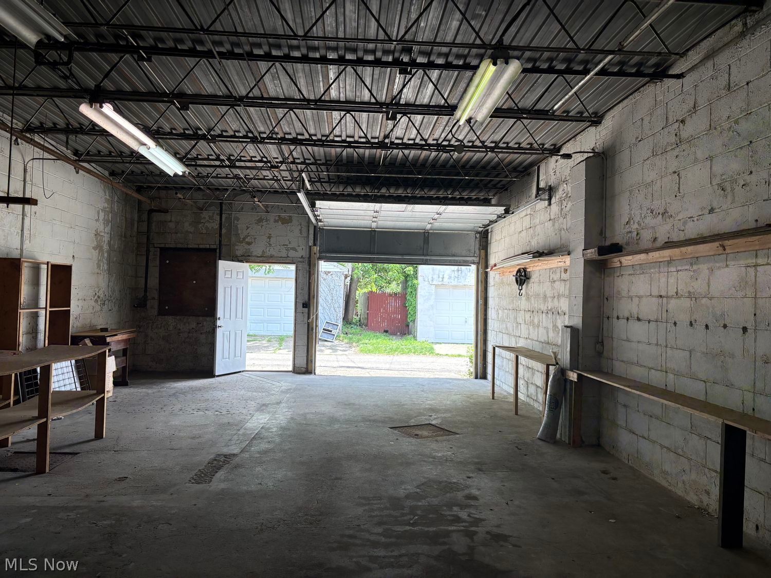 141 2nd Street NW Barberton OH 44203