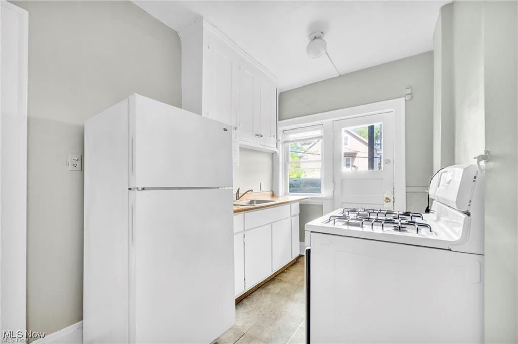 1615 Ridgefield Road Cleveland Heights OH 44118