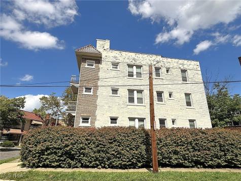 1615 Ridgefield Road Cleveland Heights OH 44118
