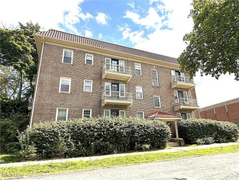 1615 Ridgefield Road Cleveland Heights OH 44118