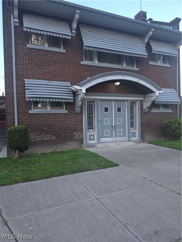 5337 Dolloff Road Cleveland OH 44127