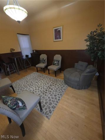 5337 Dolloff Road Cleveland OH 44127