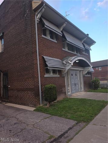 5337 Dolloff Road Cleveland OH 44127
