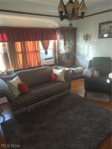 5337 Dolloff Road Cleveland OH 44127
