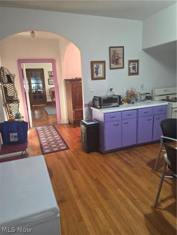 5337 Dolloff Road Cleveland OH 44127