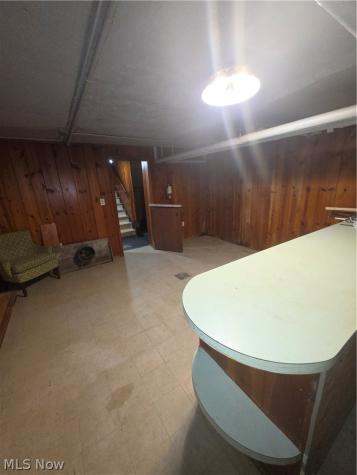 5337 Dolloff Road Cleveland OH 44127