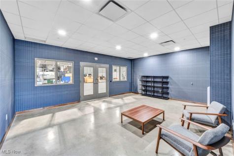 310 Park Drive Chardon OH 44024