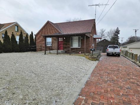 1933 Whipple Avenue NW Canton OH 44708