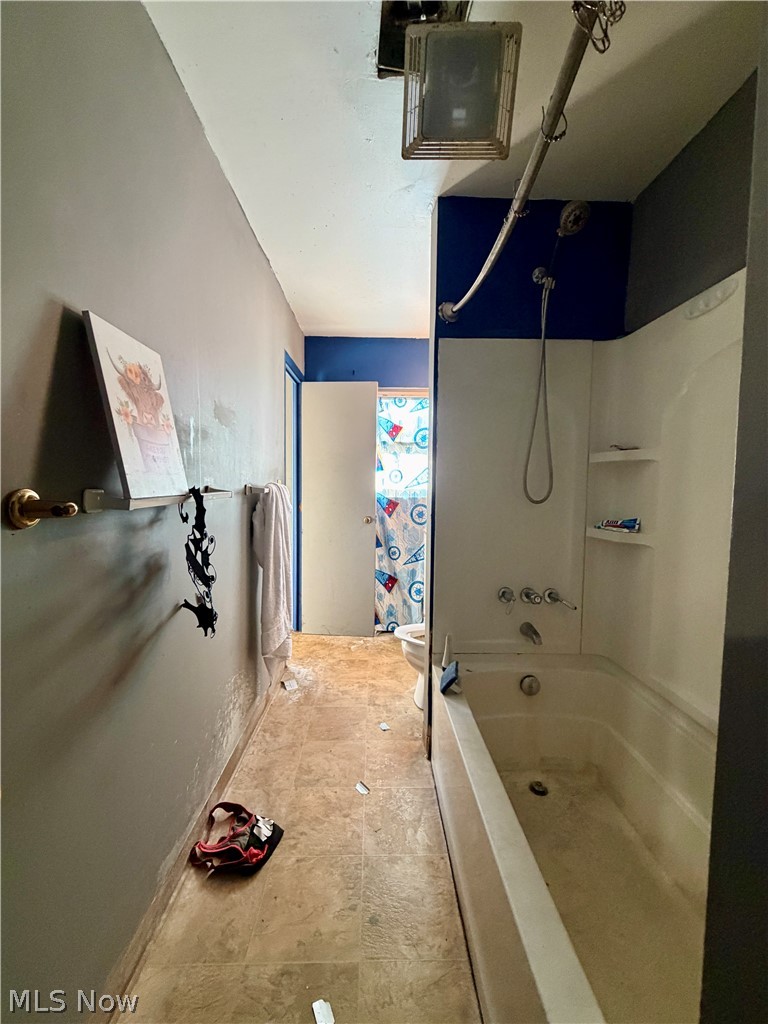207 N Hillcrest Drive Wooster OH 44691