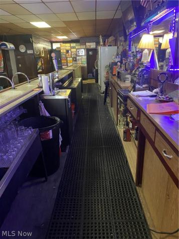 915 Wooster Road W Barberton OH 44203