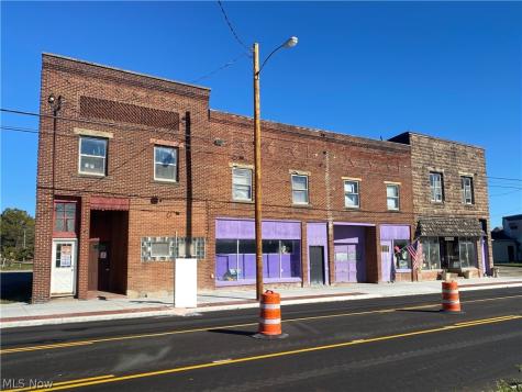 915 Wooster Road W Barberton OH 44203