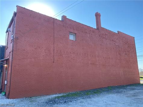 915 Wooster Road W Barberton OH 44203