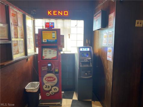 915 Wooster Road W Barberton OH 44203