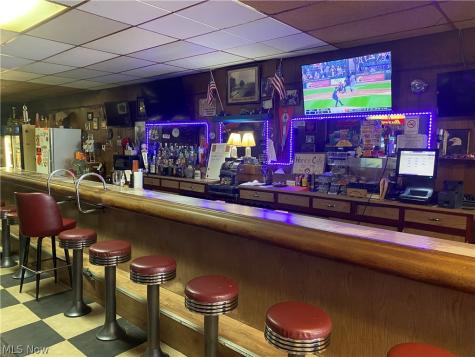 915 Wooster Road W Barberton OH 44203