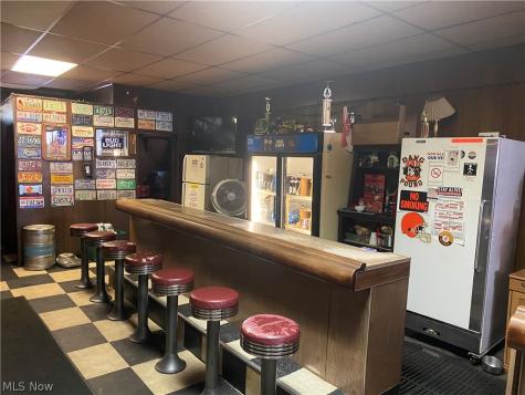 915 Wooster Road W Barberton OH 44203