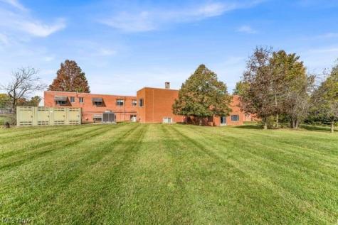510 Dickson Street Wellington OH 44090