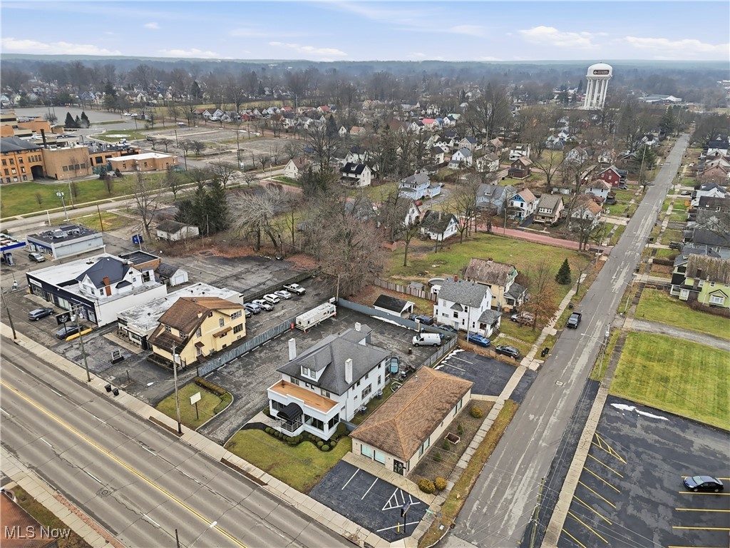 1214 E Market Street Warren OH 44483