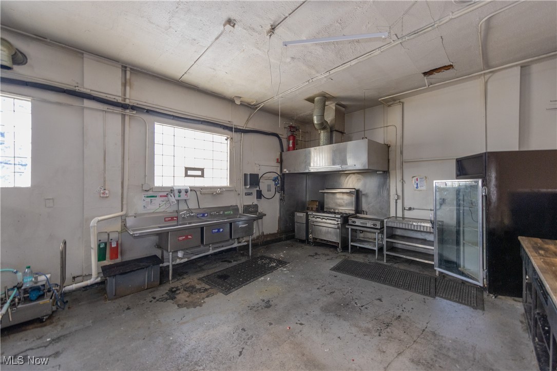 2078 S Taylor Road Cleveland Heights OH 44118