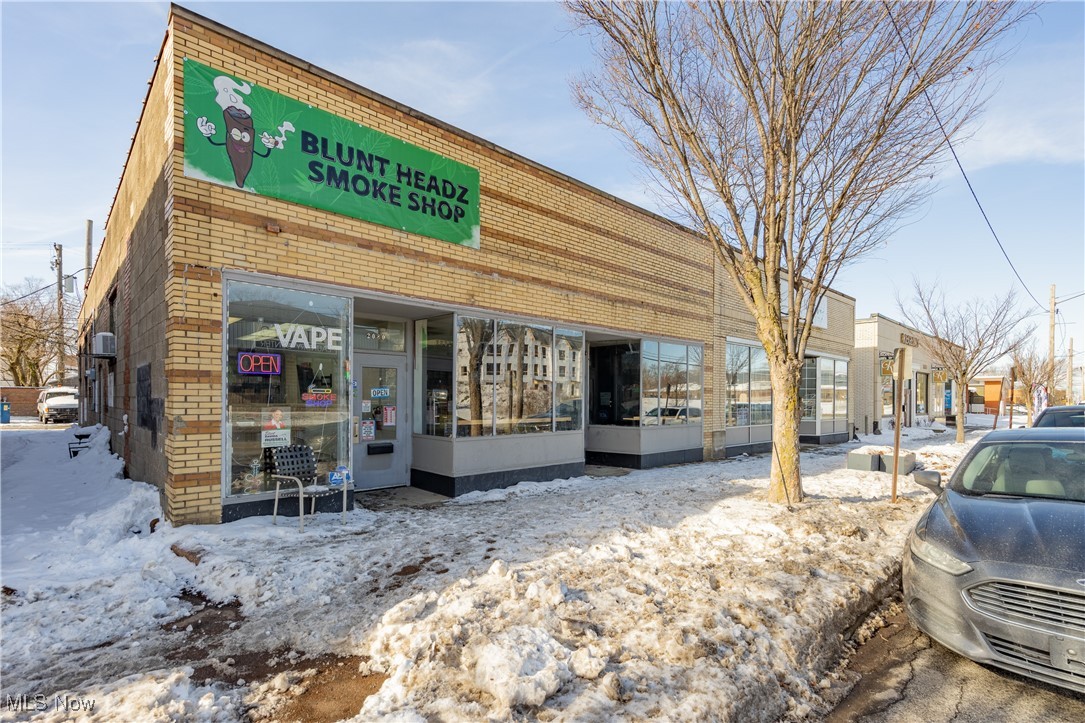 2078 S Taylor Road Cleveland Heights OH 44118
