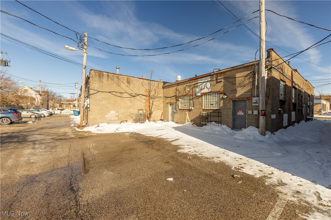 2078 S Taylor Road Cleveland Heights OH 44118