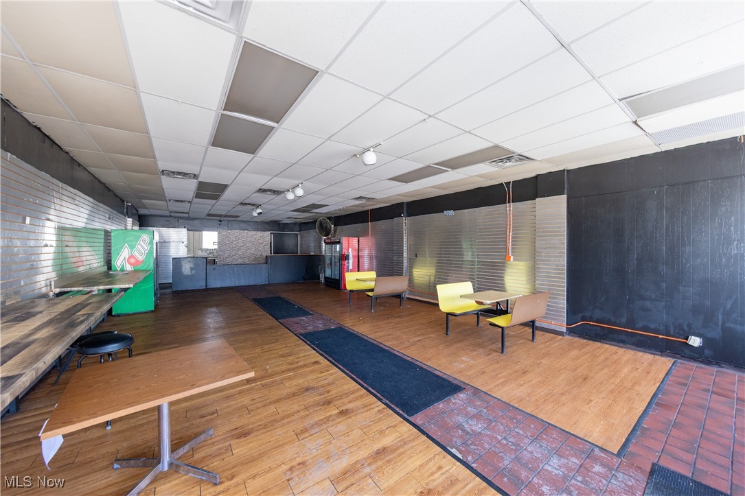 2078 S Taylor Road Cleveland Heights OH 44118