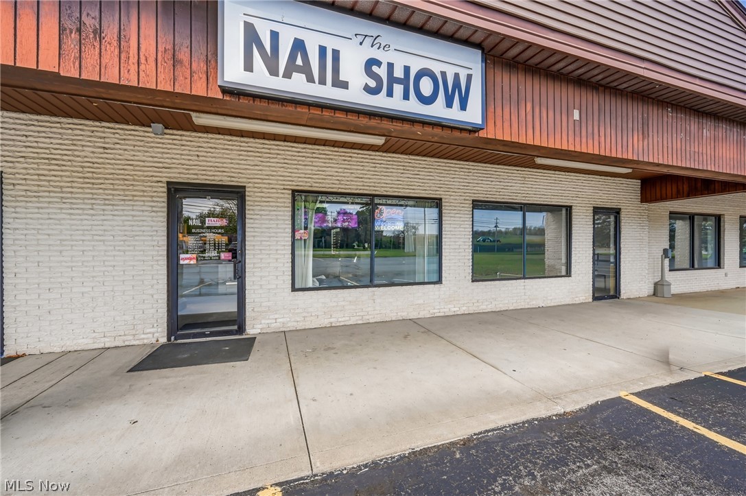 6100 Tod Avenue Warren OH 44481