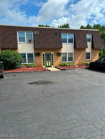3033 & 3029 Fredrick Drive Youngstown OH 44505