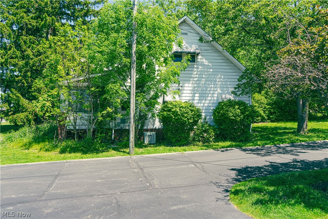 21950 Euclid Avenue Euclid OH 44117