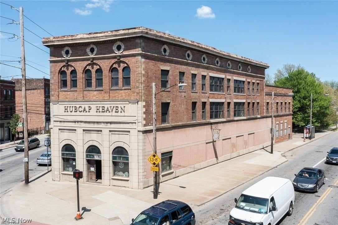 5455 Broadway Avenue Cleveland OH 44127