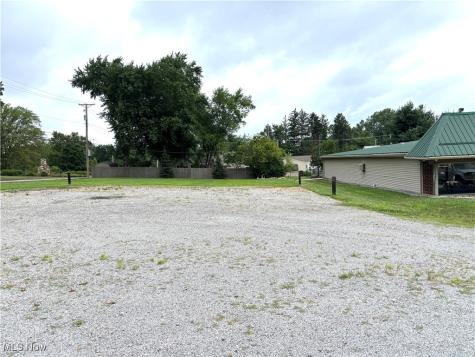 514 E Park Avenue Columbiana OH 44408