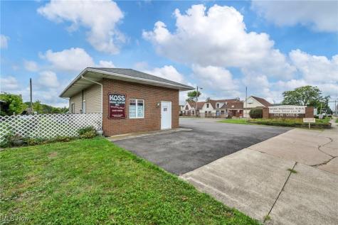 5374 Oberlin Avenue Lorain OH 44053