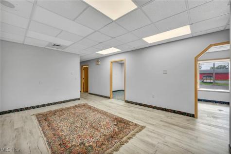 5374 Oberlin Avenue Lorain OH 44053