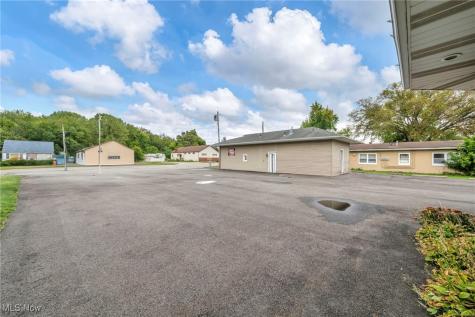 5374 Oberlin Avenue Lorain OH 44053