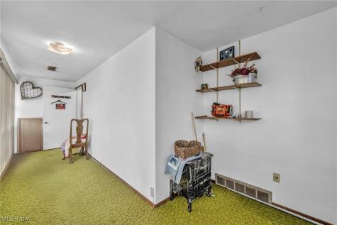 5374 Oberlin Avenue Lorain OH 44053