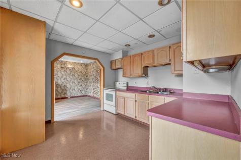 5374 Oberlin Avenue Lorain OH 44053