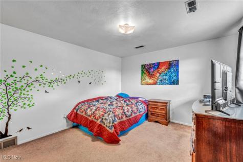 5374 Oberlin Avenue Lorain OH 44053