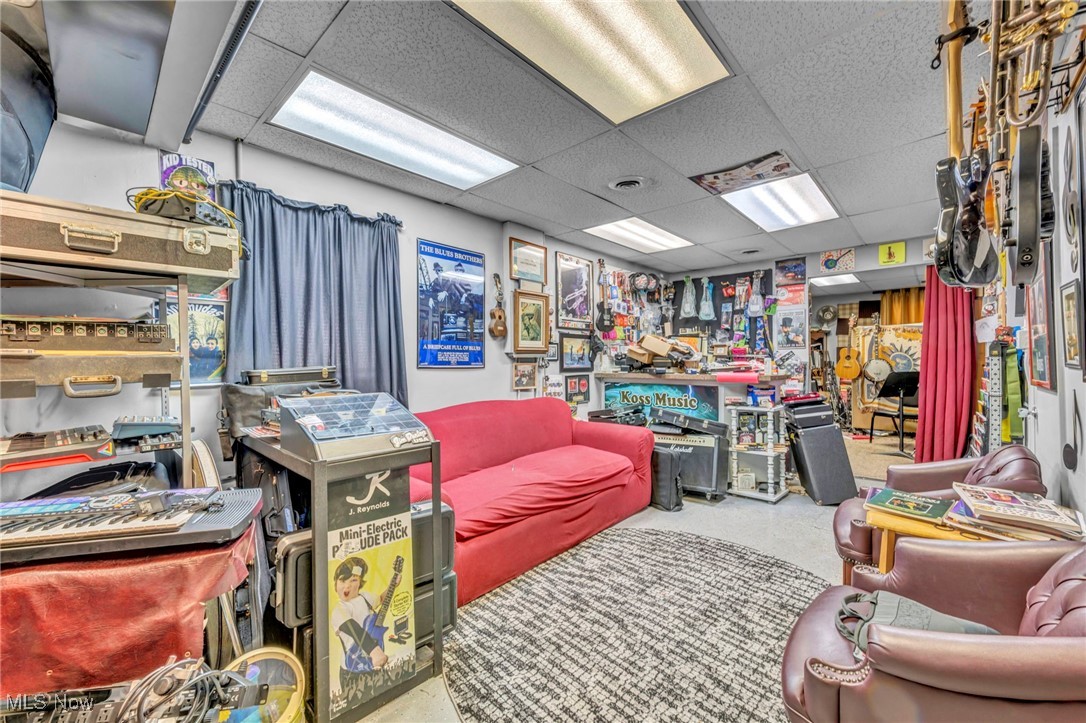 5374 Oberlin Avenue Lorain OH 44053