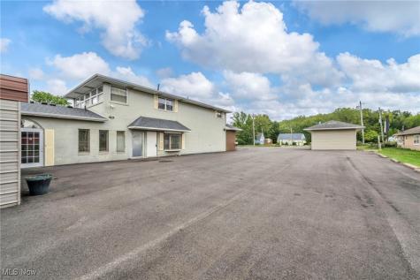 5374 Oberlin Avenue Lorain OH 44053