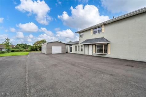 5374 Oberlin Avenue Lorain OH 44053