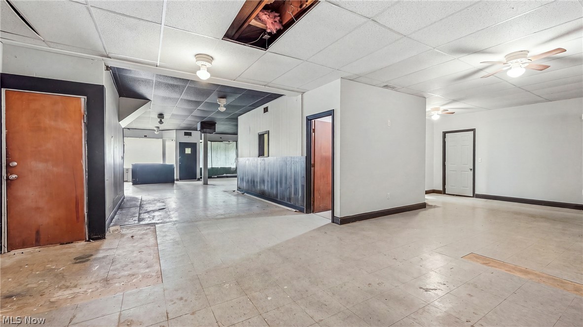 2006 Youngstown Road SE Warren OH 44484
