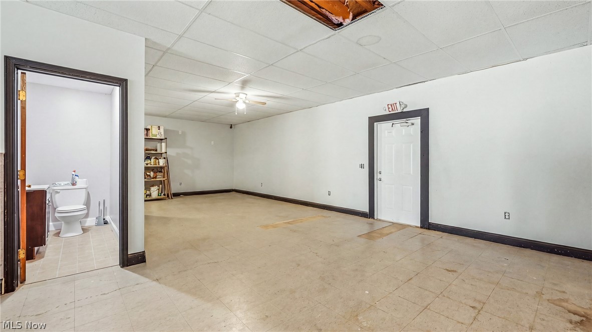 2006 Youngstown Road SE Warren OH 44484