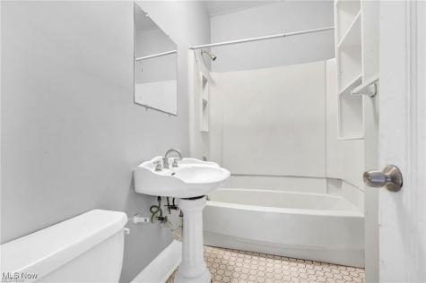 14174 Superior Road Cleveland Heights OH 44118