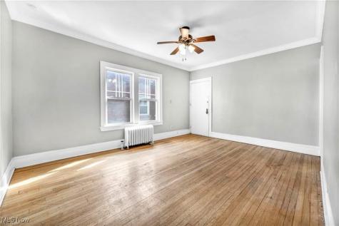 14174 Superior Road Cleveland Heights OH 44118
