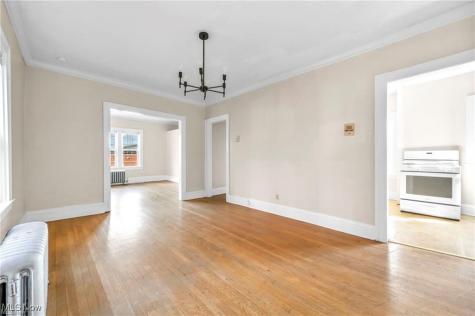 14174 Superior Road Cleveland Heights OH 44118