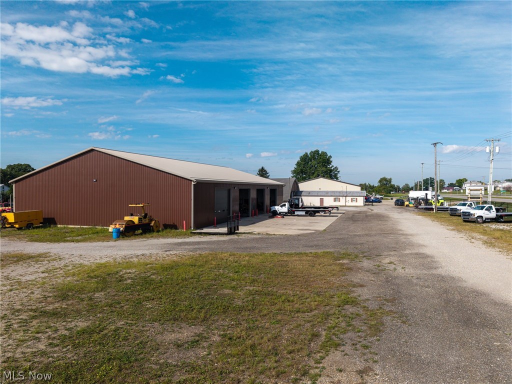 14479 Lincoln Way E Dalton OH 44618