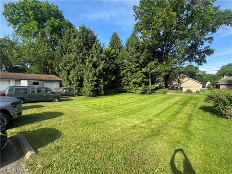 859 S Main Street Orrville OH 44667