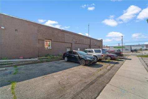 1888 E 28th Street Lorain OH 44055