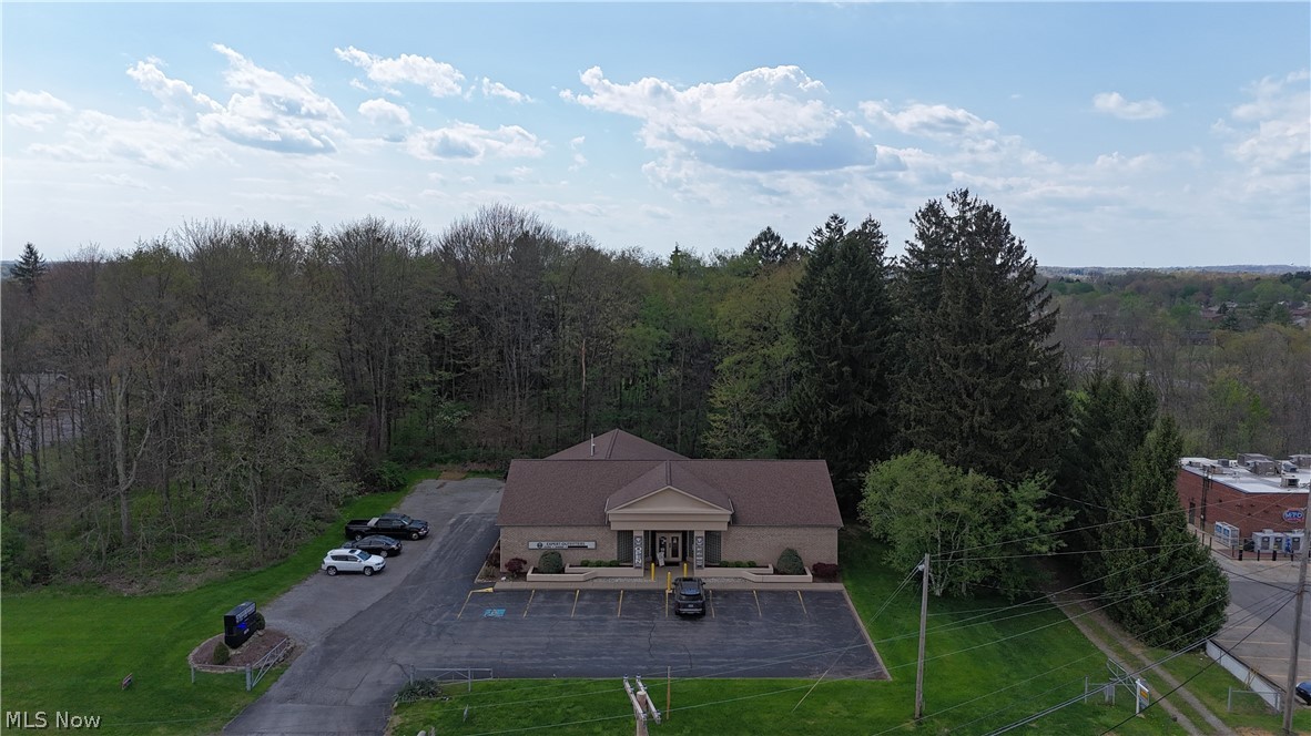 9074 Market North Lima OH 44452
