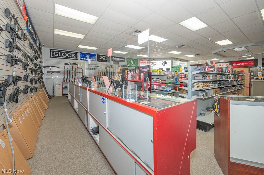 9074 Market North Lima OH 44452